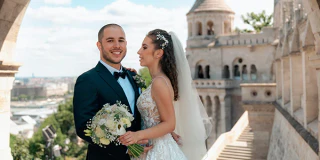 Wedding portrait of Rikarda and Krisztián at Fisherman’s Bastion in Budapest.