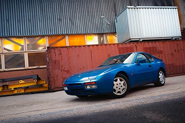 Porsche 944 S2